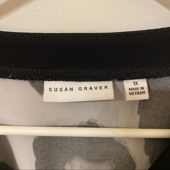 Susan Graver Cheetah Leopard Print Liquid Knit Blouse 1X - Picture 5 of 6